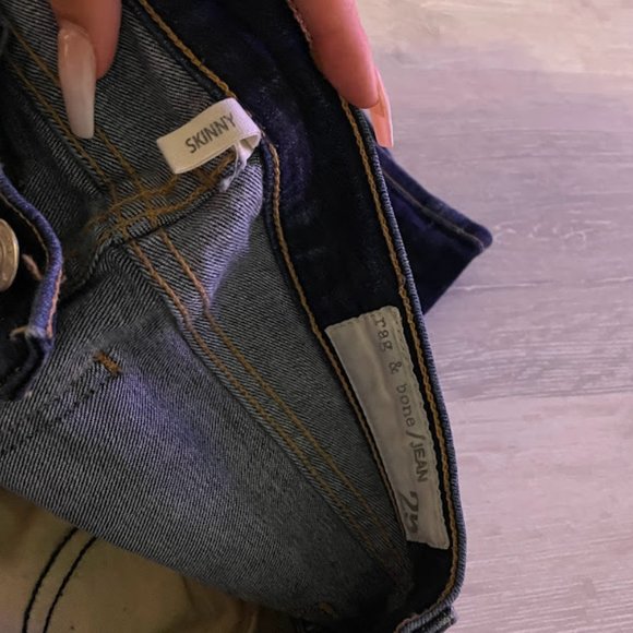 Rag & Bone Size 25 Skinny Jeans - Picture 3 of 3